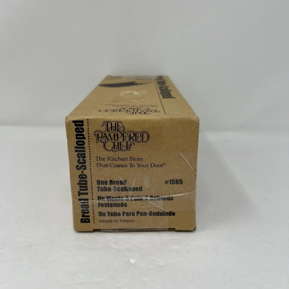 Pampered Chef 9 Inch Scalloped Bread Tube #1565 Metal Baking Tube Recipes